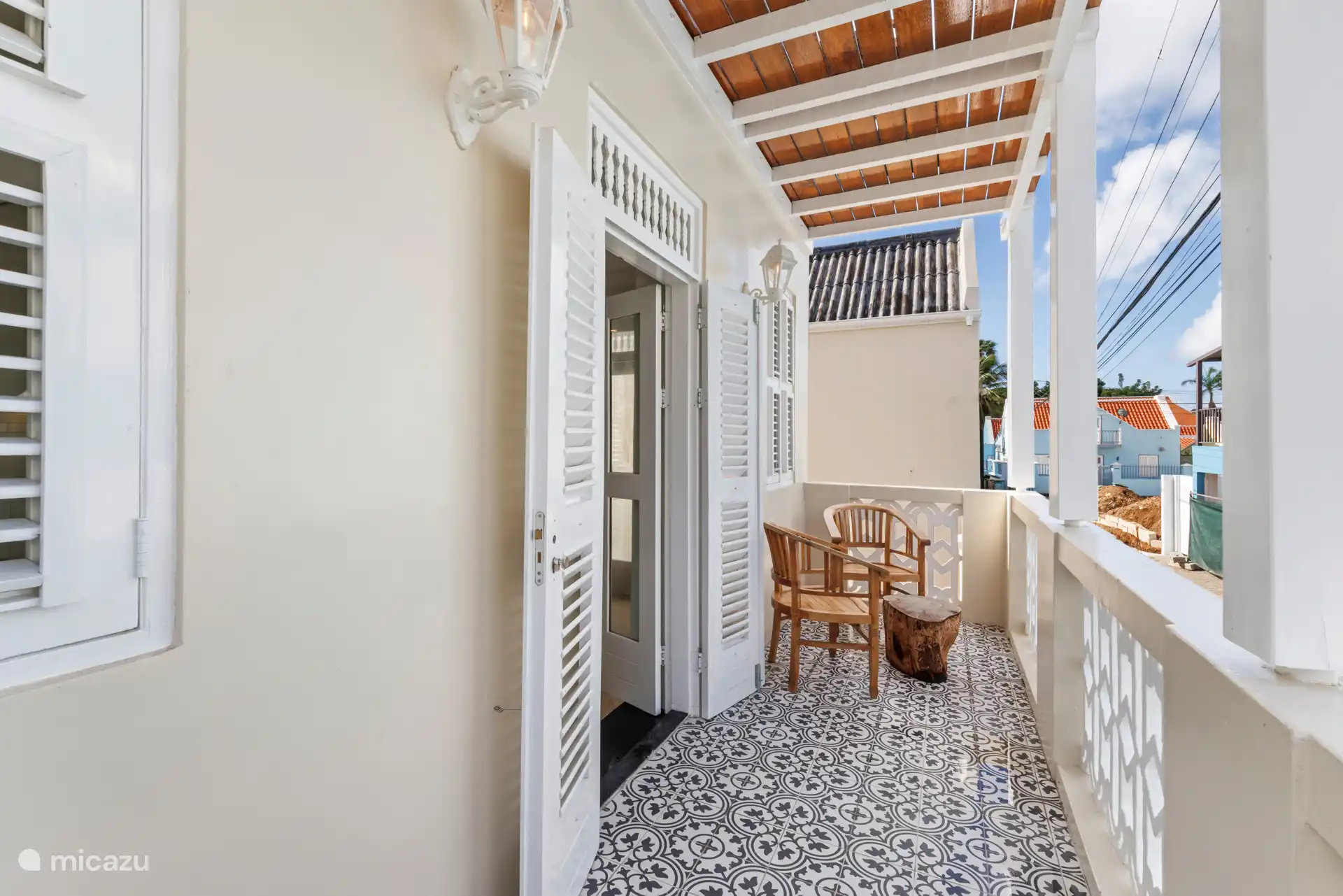 Geniet van een ontspannen vakantie op Curaçao in dit stijlvolle open-plan appartement!