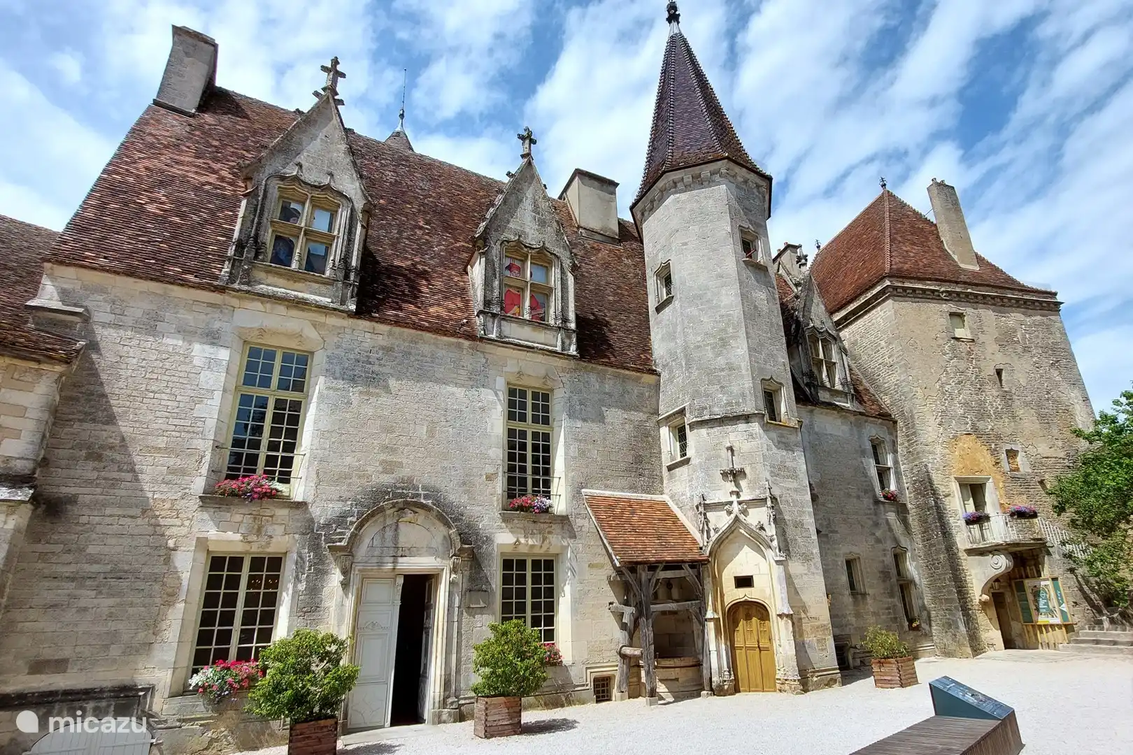 Chateauneuf-en-Auxois
