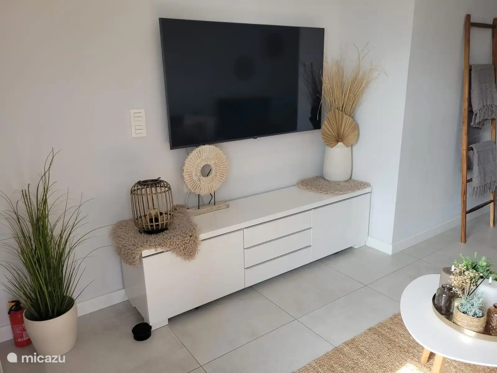 Smart TV con canales satelitales