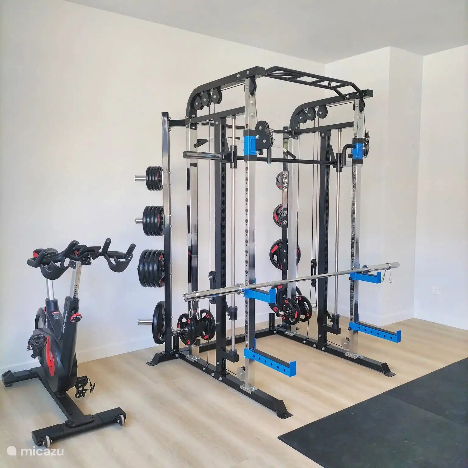 joint fitness available at the Amanecer X complex