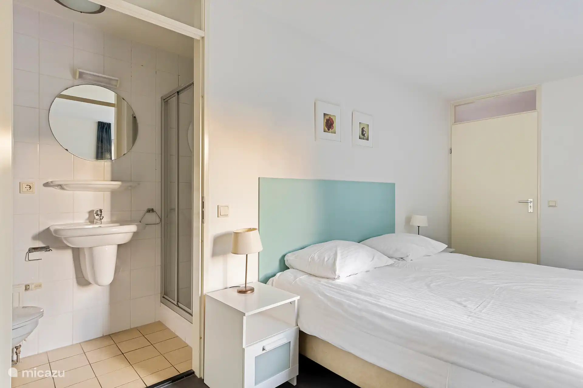 slaapkamer beneden en badkamer