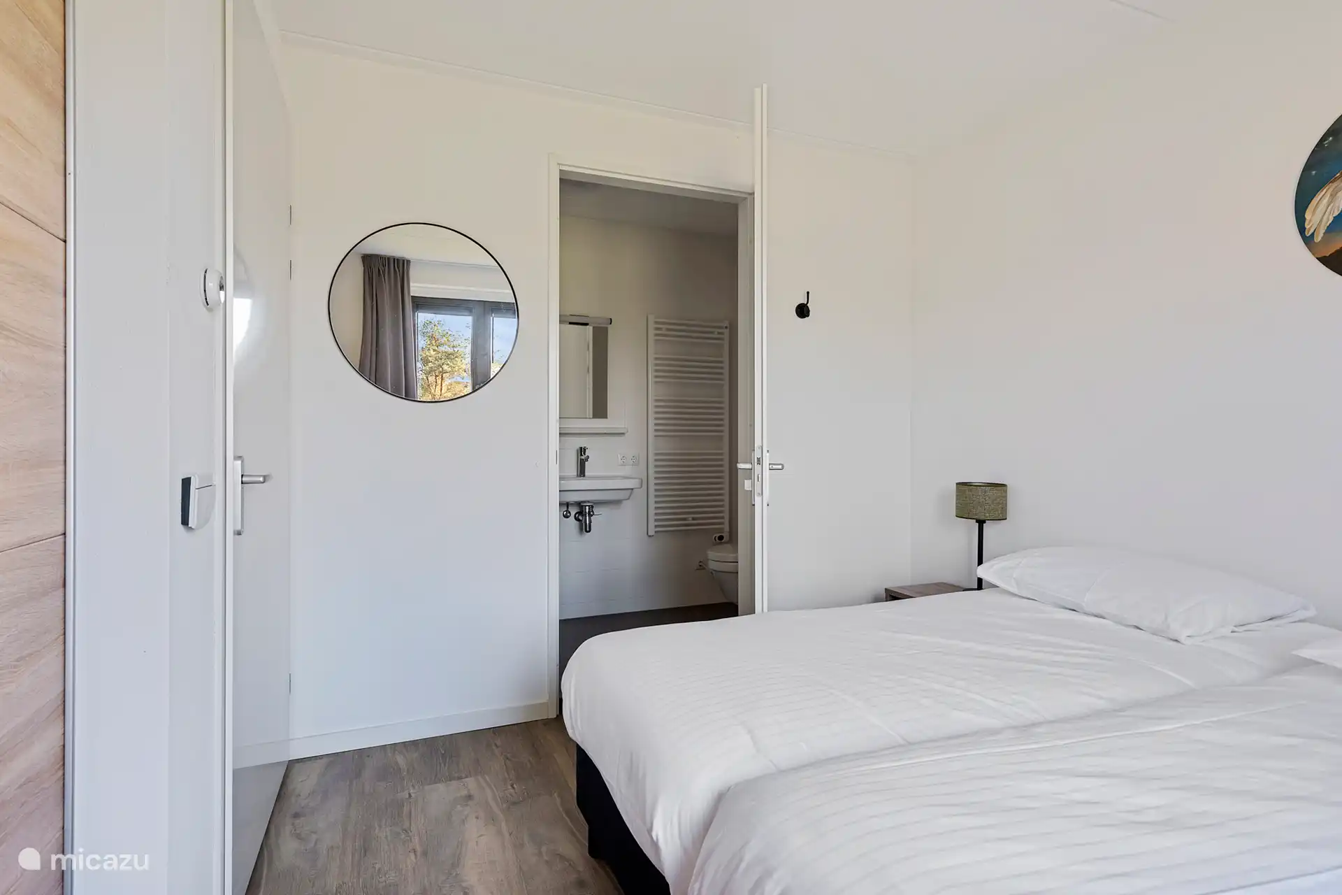 badkamer ensuite beneden