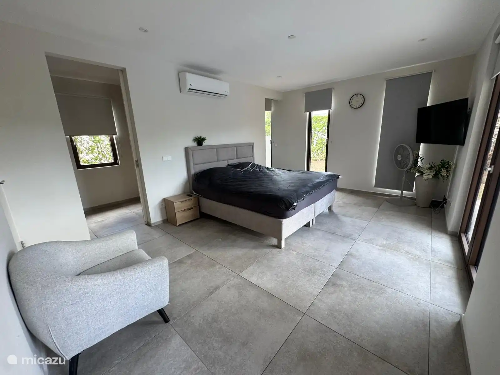 Slpkmr met kingsize bed 