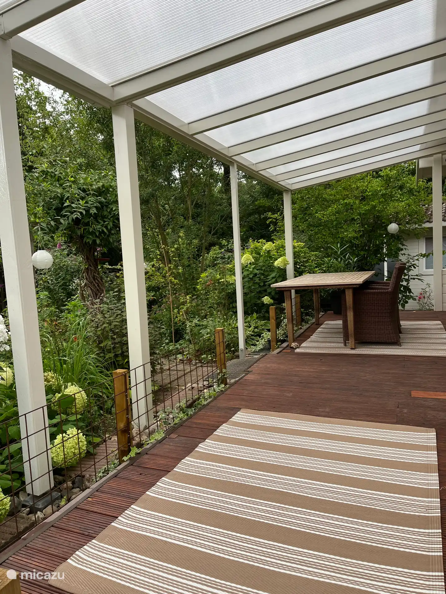 ¡Casa DIY la Veranda del Jardín de Mariposas!