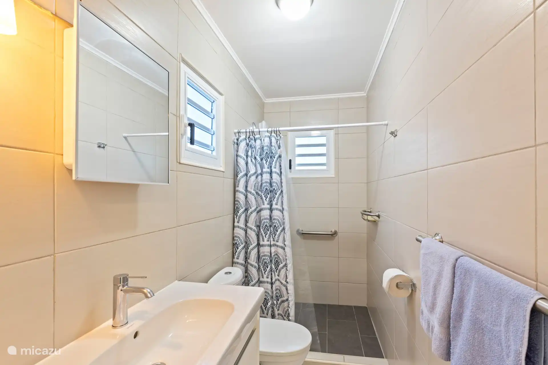 Gastenverblijf met inloopdouche