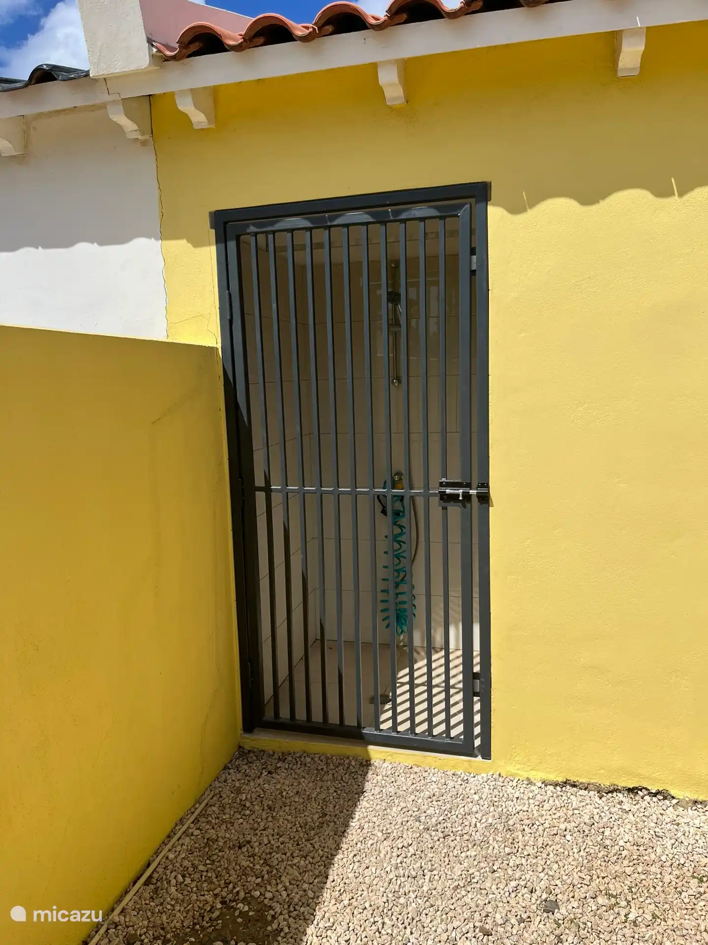 Salle de rinçage pour l’équipement de plongée