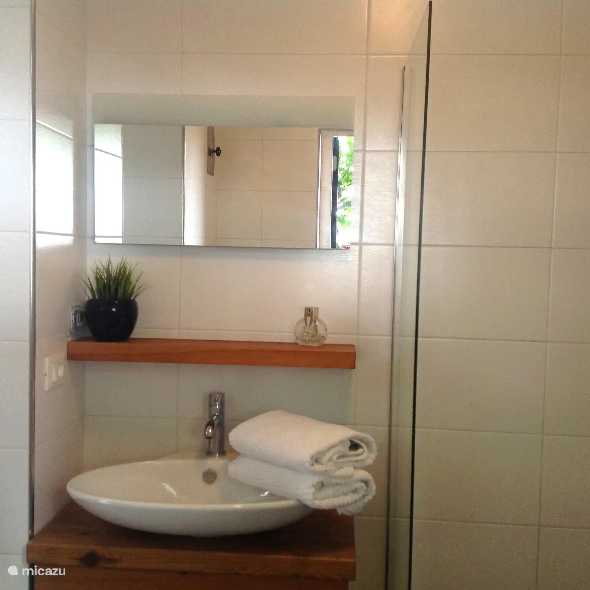 Washbasin