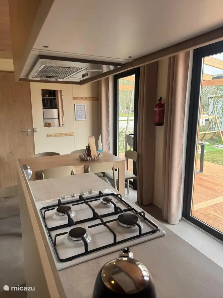 The spacious kitchen 