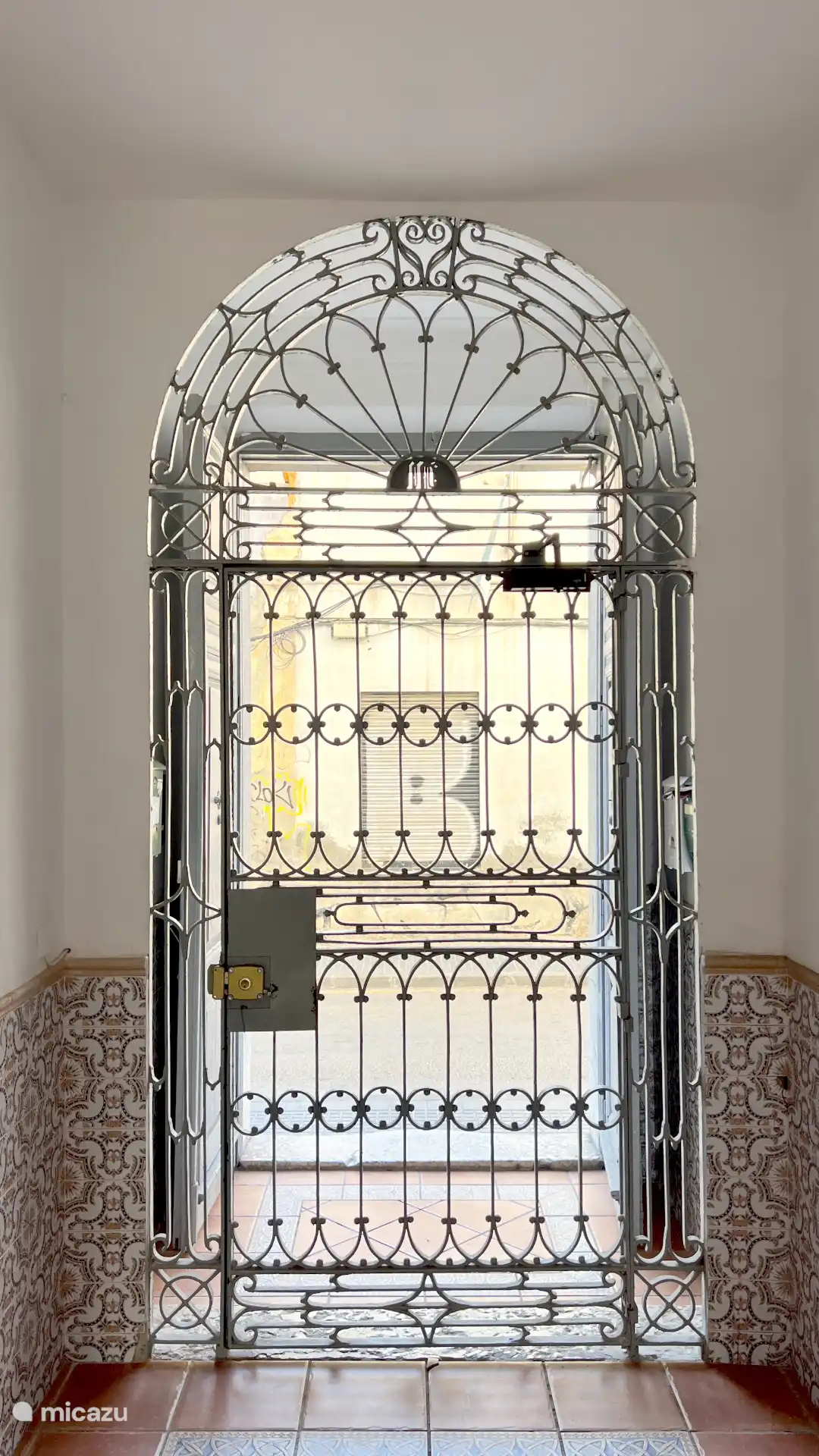 Eingangswohnanlage von innen gesehen. Wunderschöne Originaldetails von 1936.