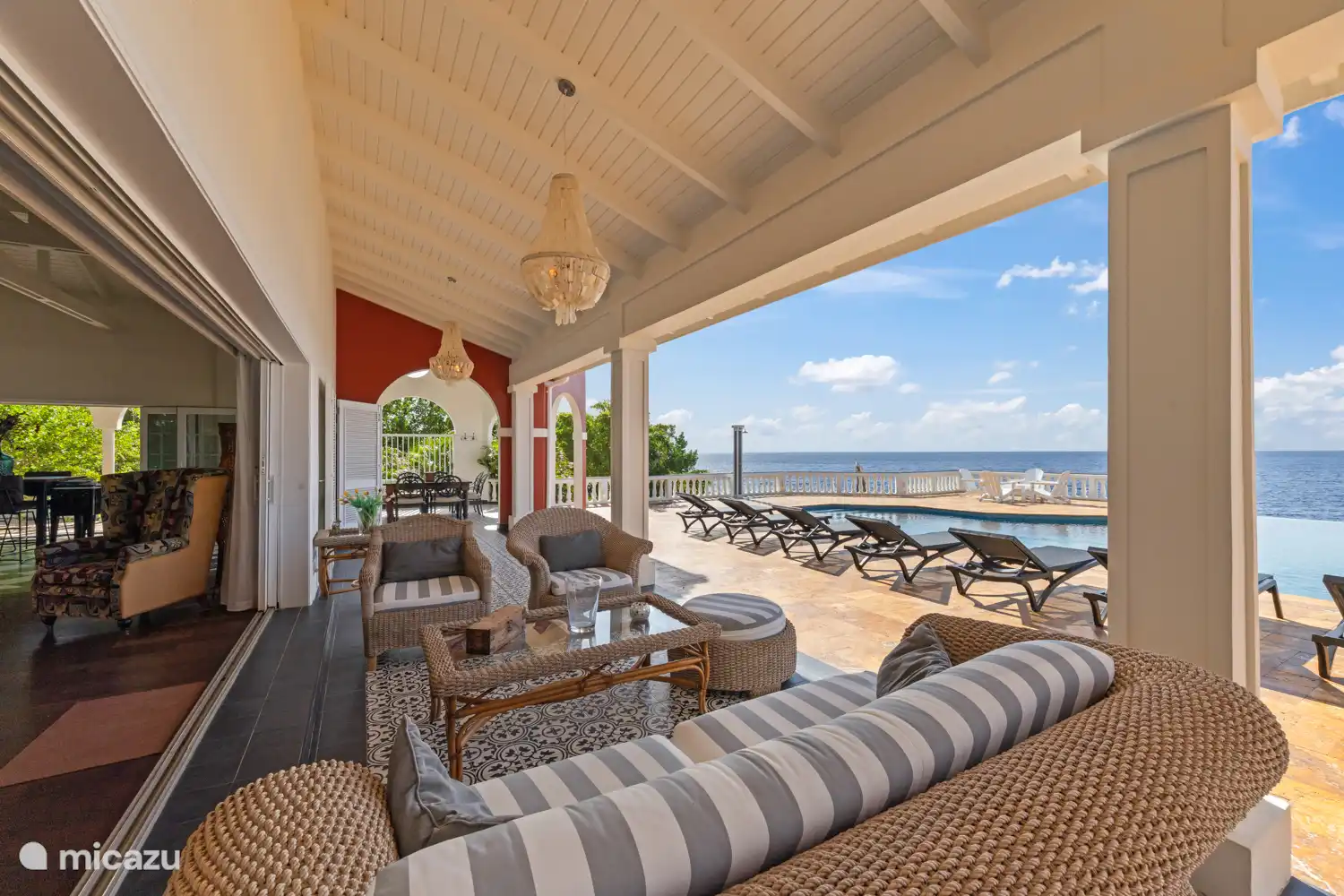 Loungebereich mit Aussicht