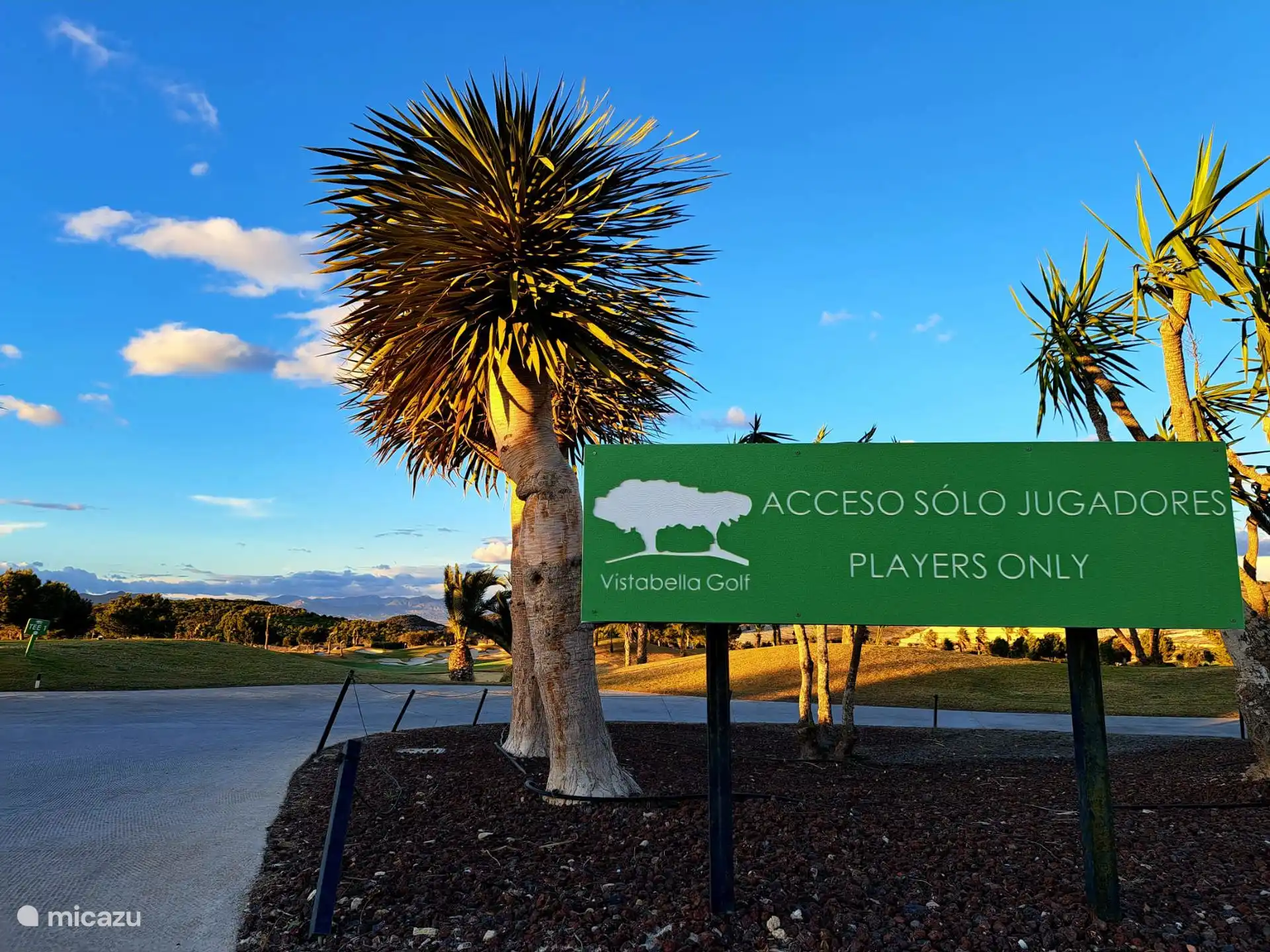 Kom jij ook een balletje slaan bij Vistabella Golf?