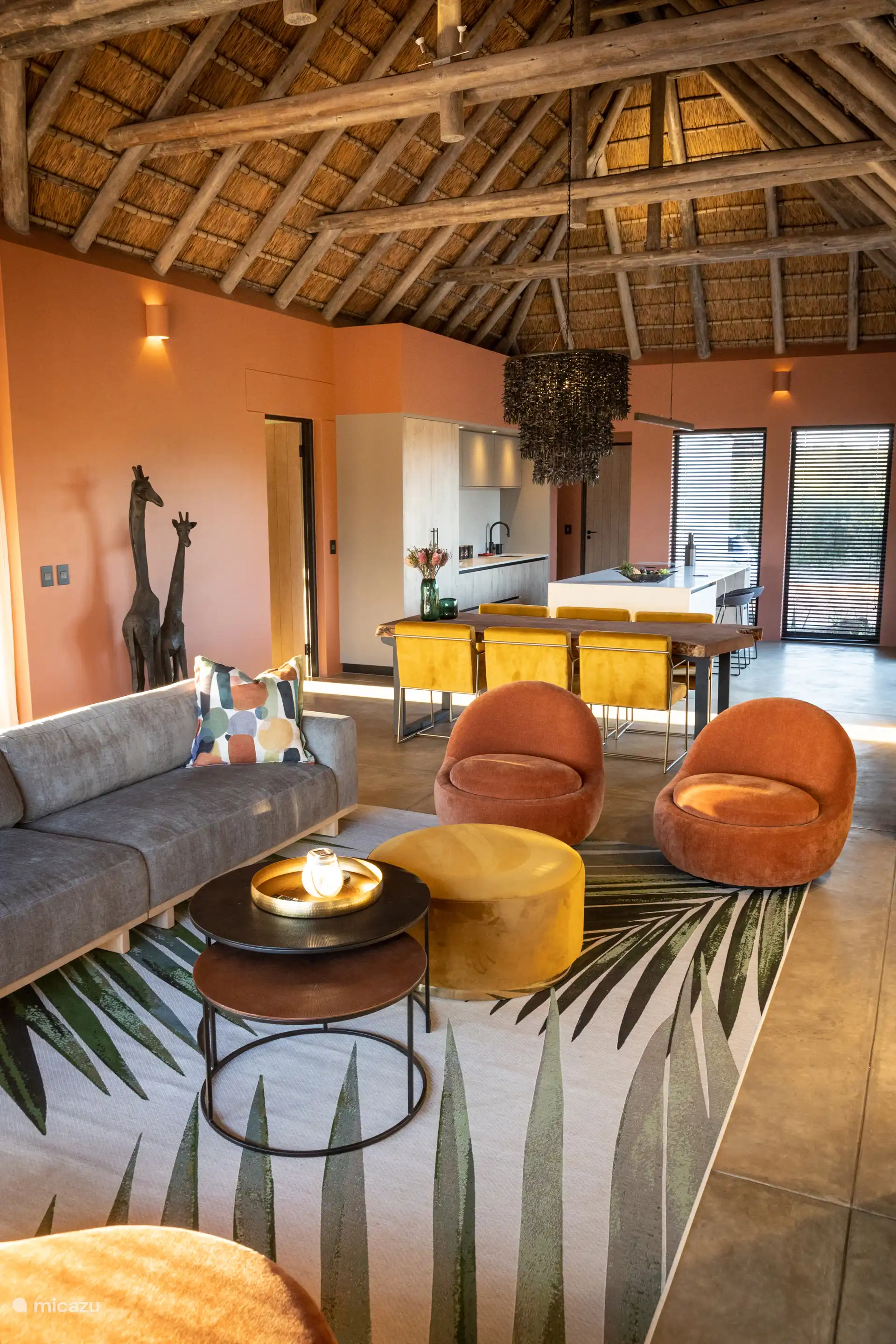 Woonkamer Villa Tall Horse