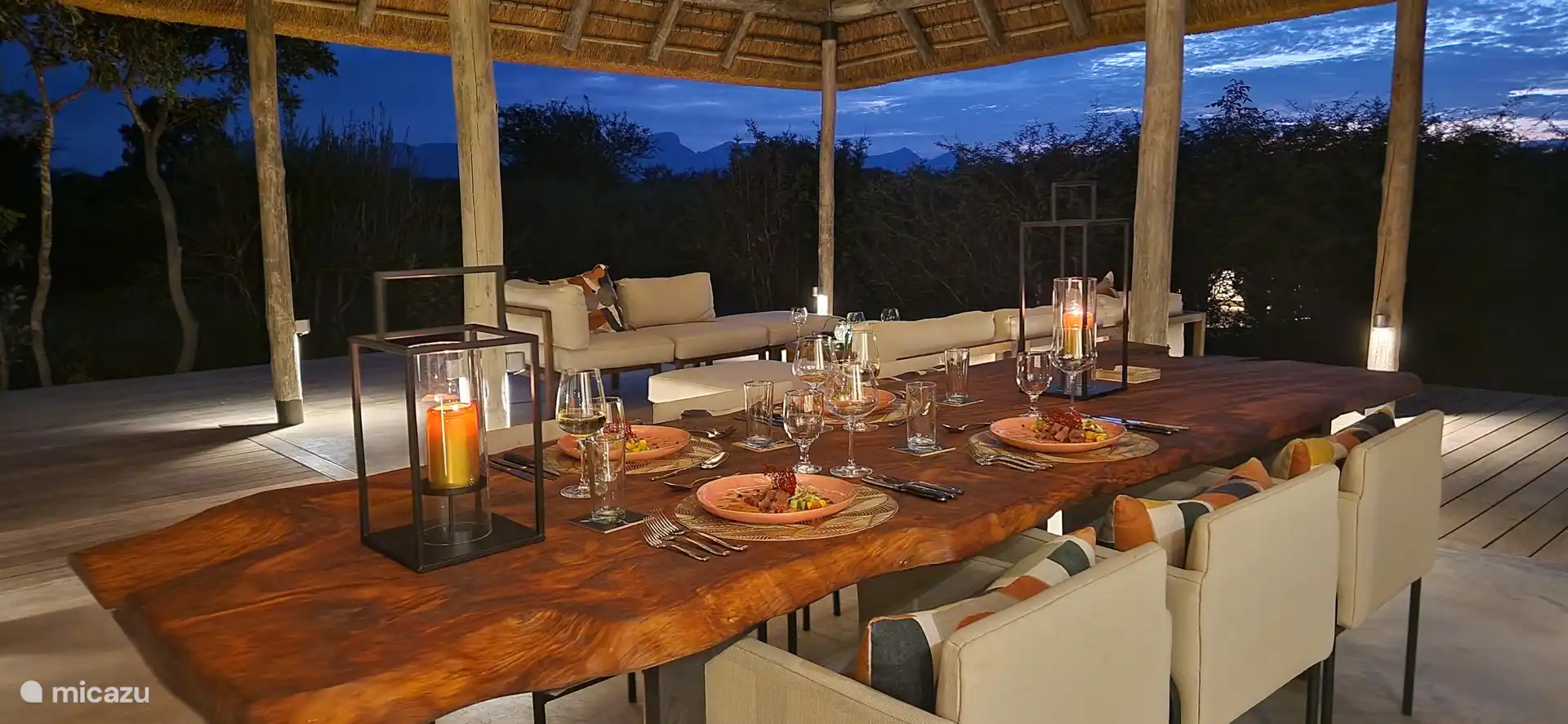 Overdekte patio Villa Tall Horse