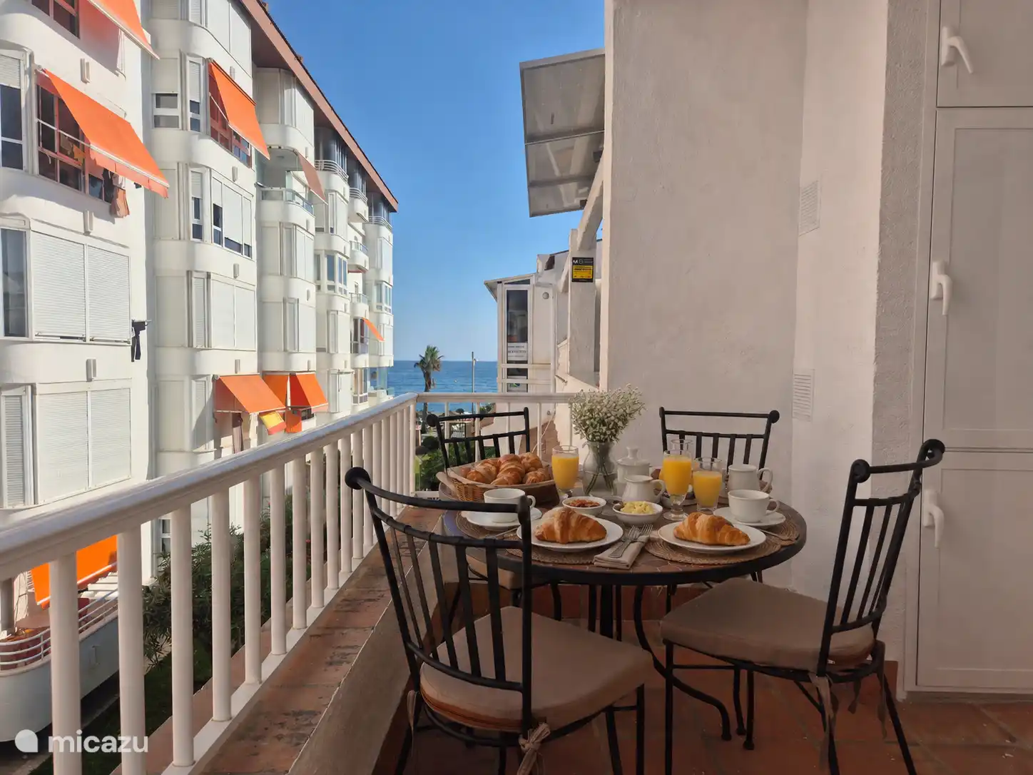 appartement huren in Caleta de Velez, Costa del Sol, Spanje - Luxe duplex aan zee • Laguna Beach