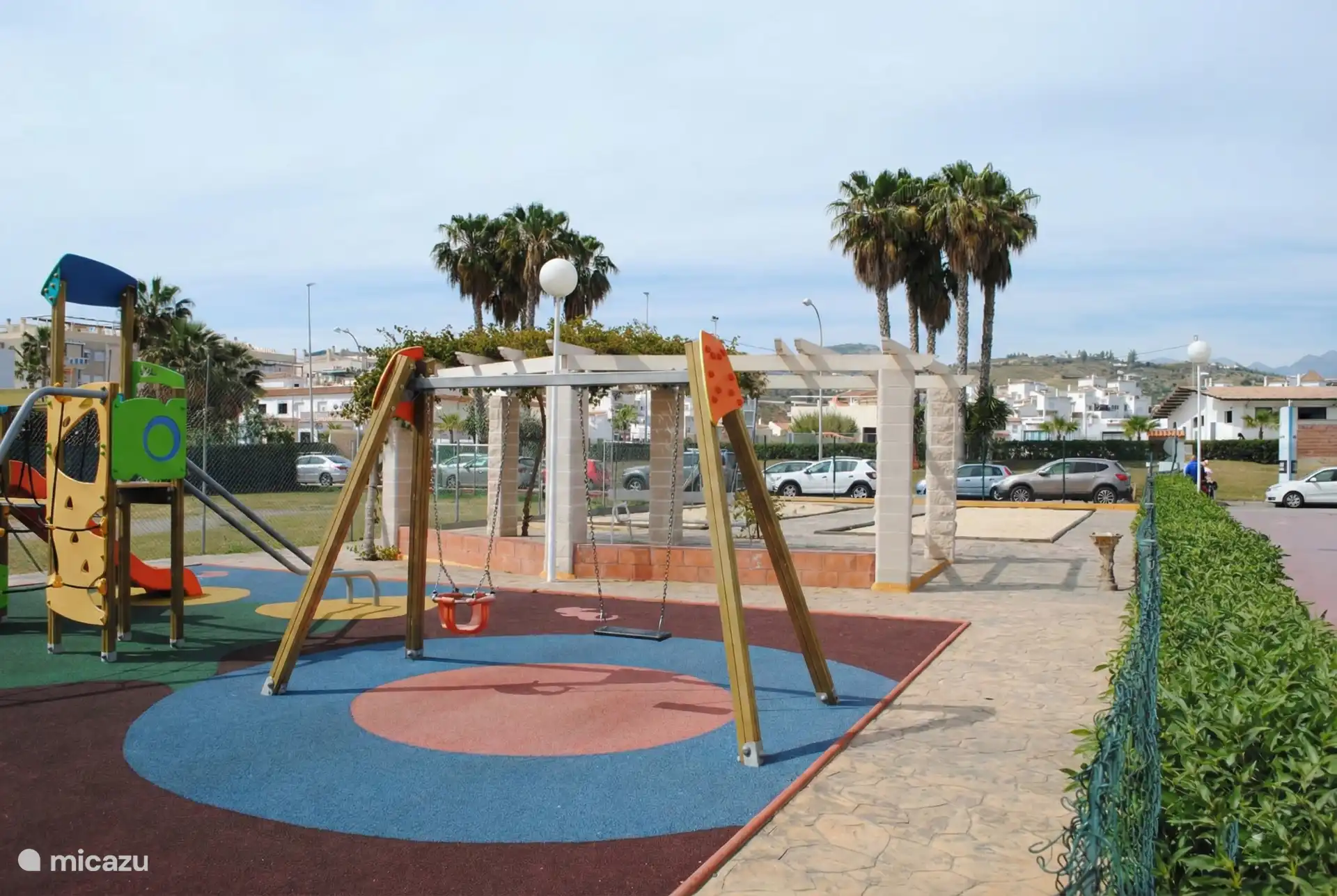 Speeltuin op het park.