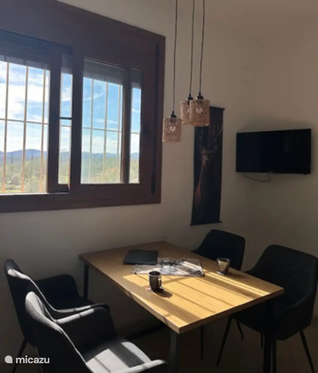 La salle à manger avec une belle vue. 