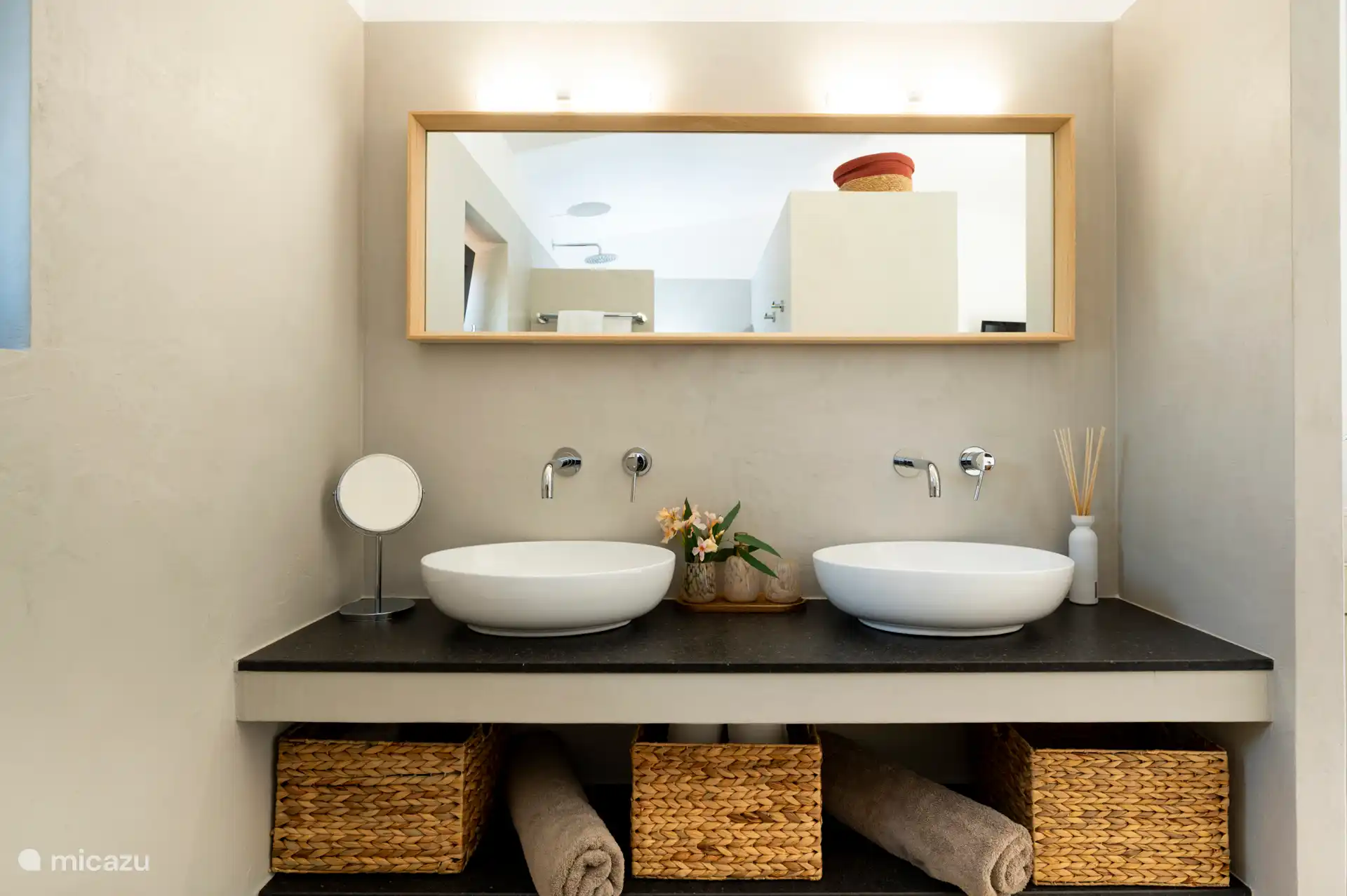 Rose de salle de bain