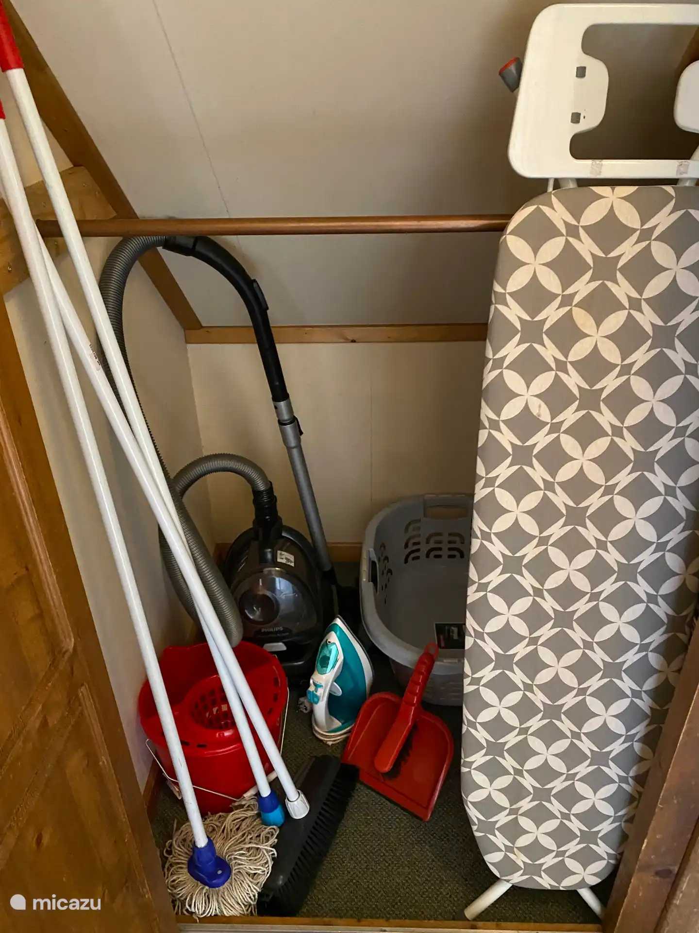 Gabinete del pasillo