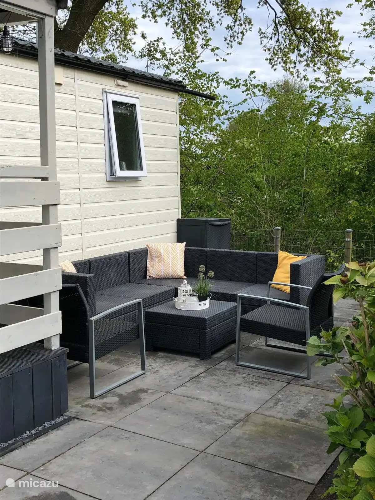 Zona de estar en la terraza exterior