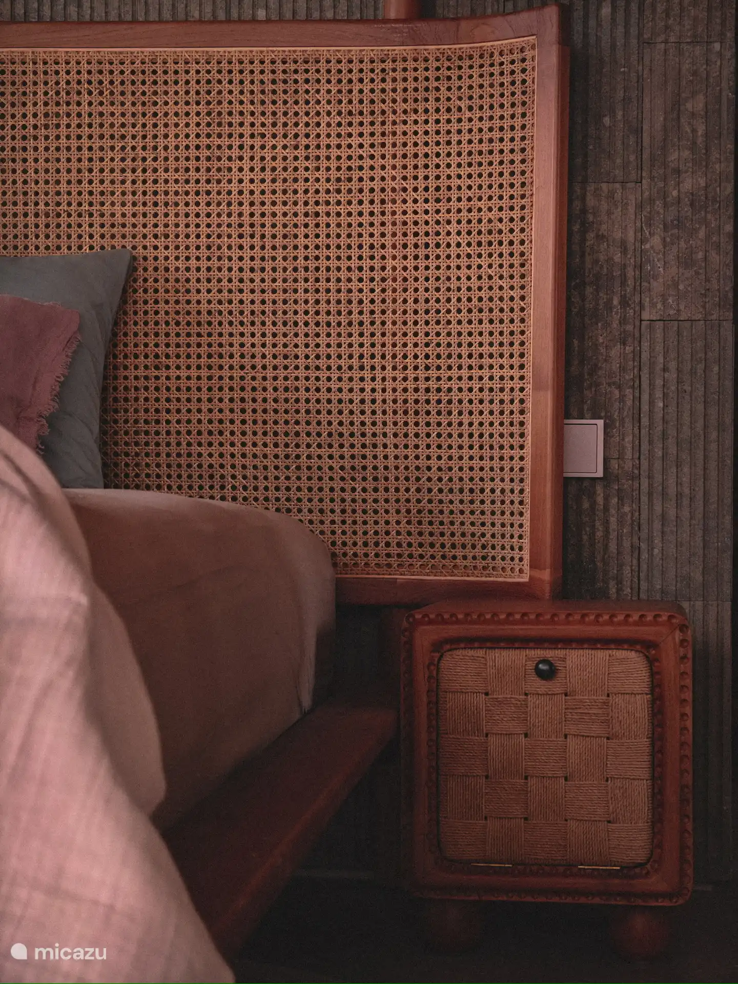 Bedroom in the courtyard garden.