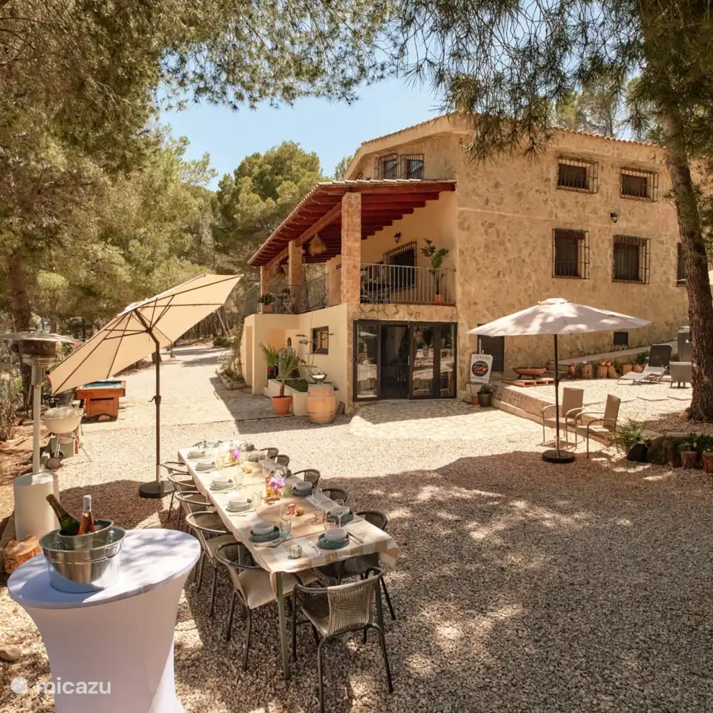 Finca De verborgen parel van Polop in Polop