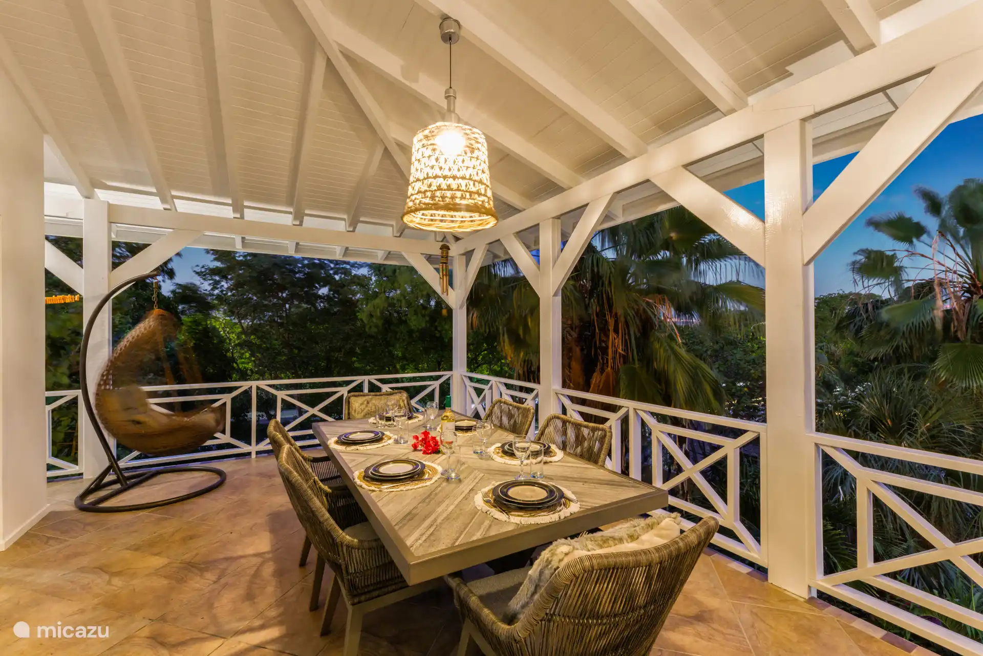 Sfeerimpressie MiMaJo Tropicana resort