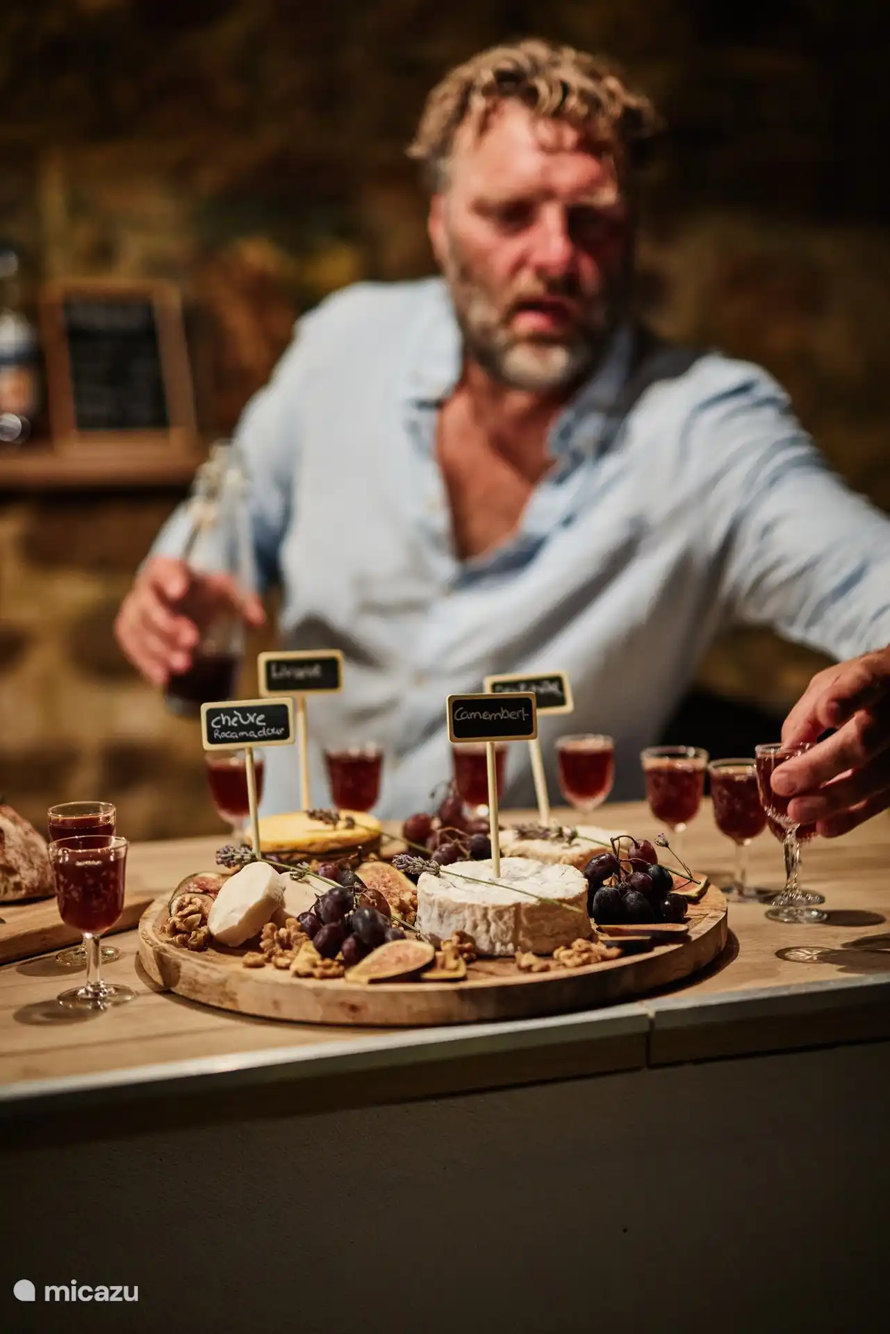 Remco prepares the dessert