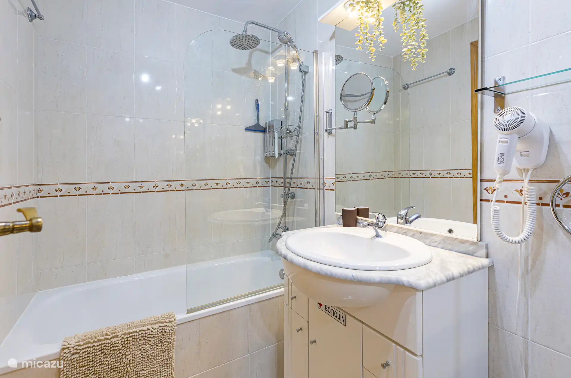 BAÑO COMPLETO CON BAÑERA