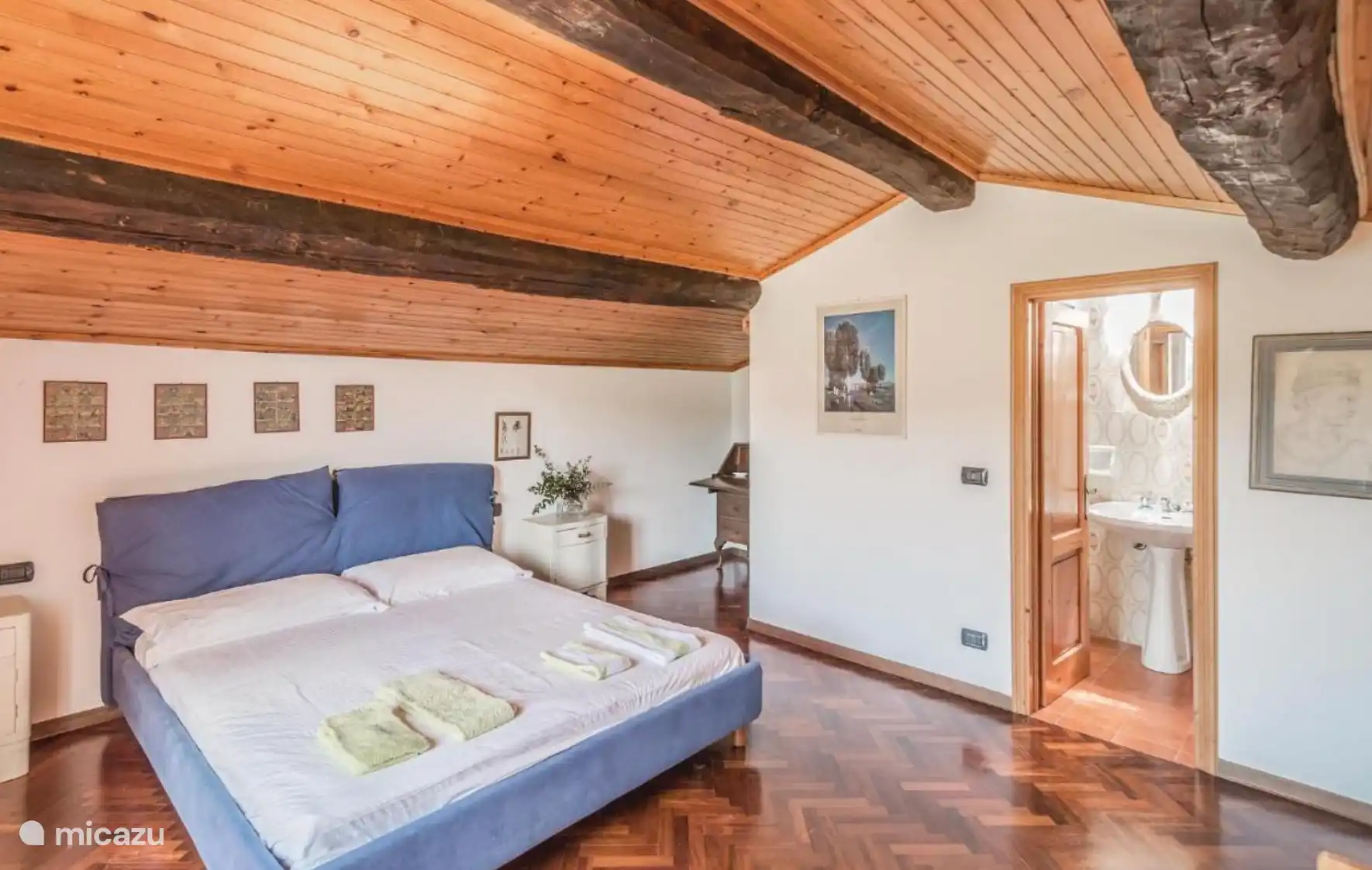 Kamer twee van de villa, tweede verdieping