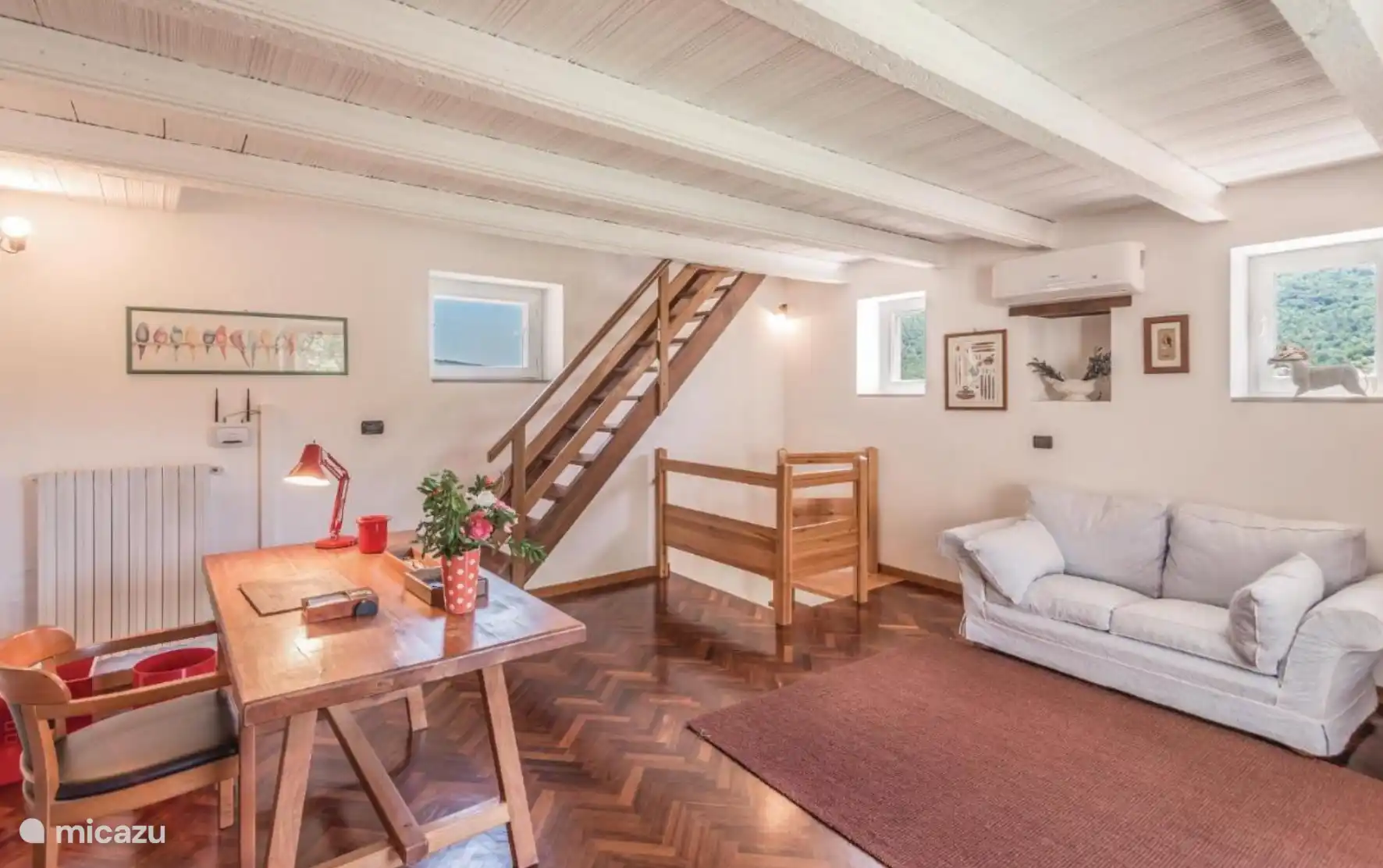 Tweede woonkamer van de villa