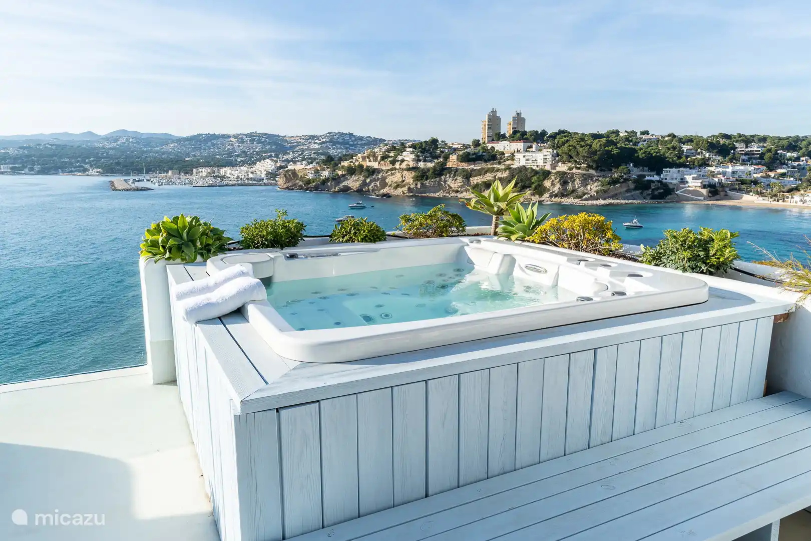 Jacuzzi with panoramic sea views
