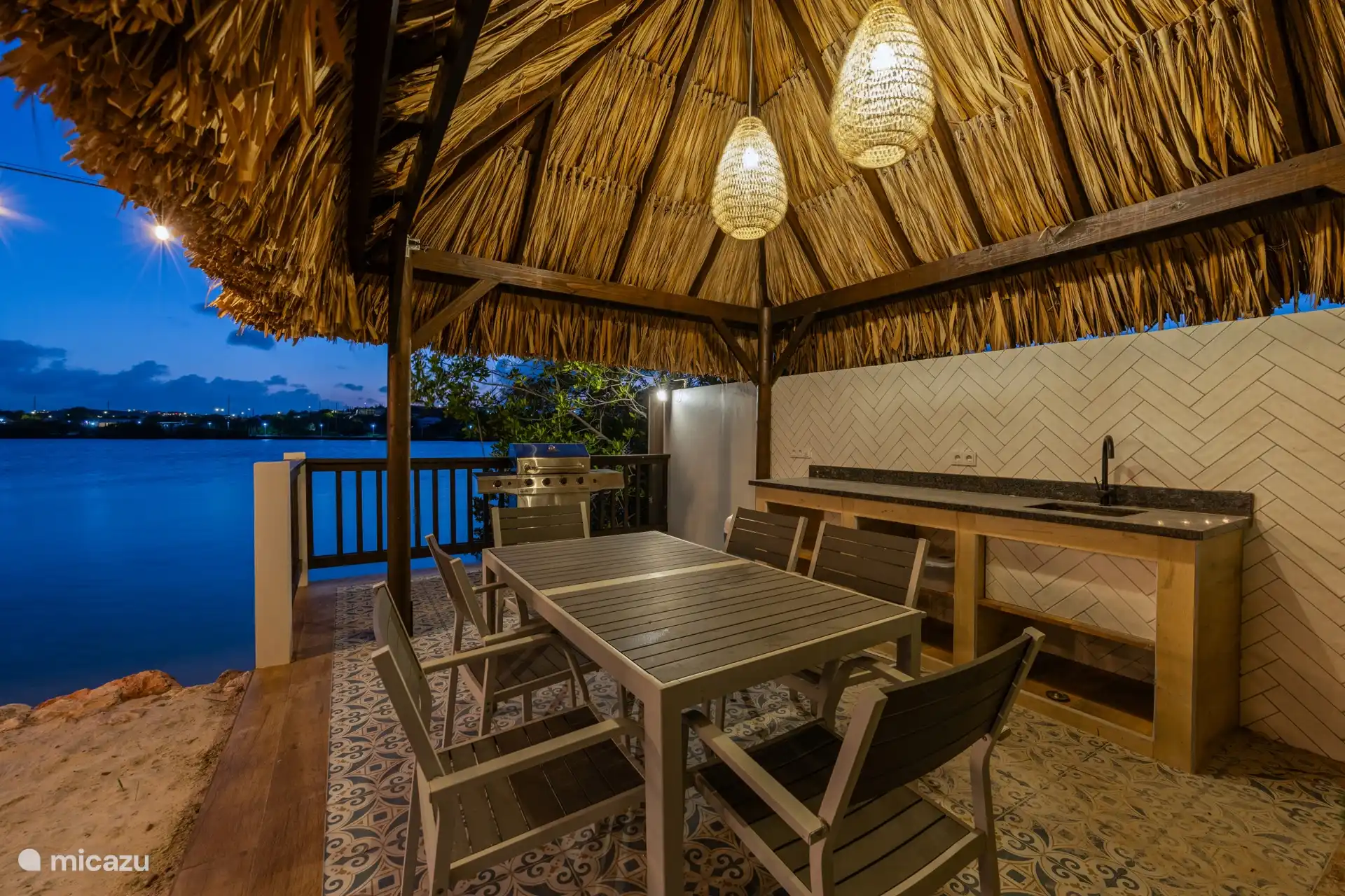 Gedeelde BBQ-ruimte met gasgrill