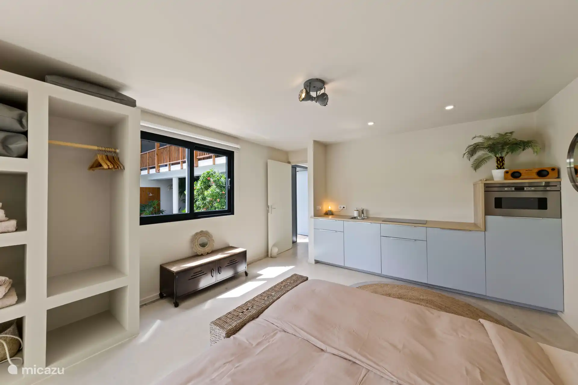 Slaapkamer 5 met eigen keuken