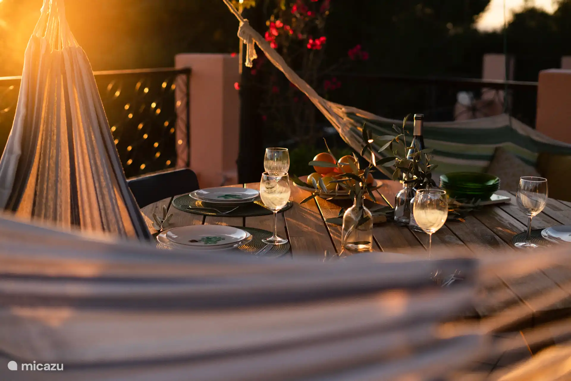 Cena con un precioso atardecer