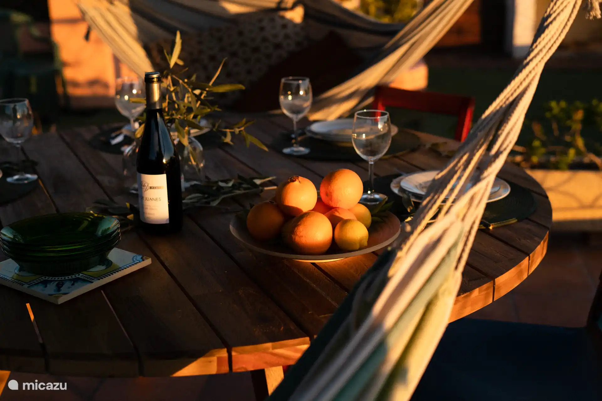 Cena con un precioso atardecer