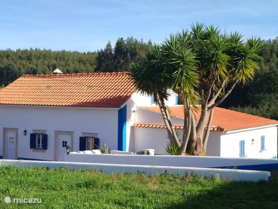 Bâtiment principal, ferme rurale pour 8 personnes