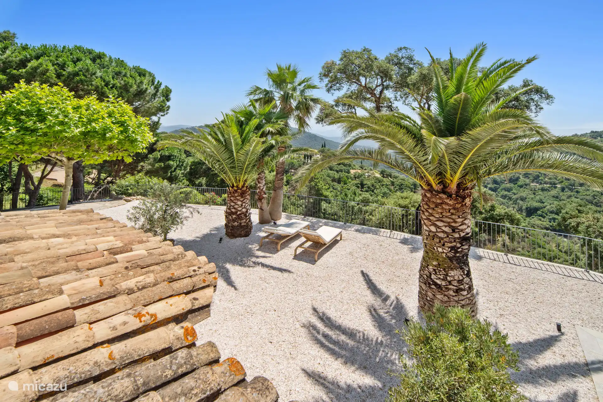 Terras en geweldig uitzicht