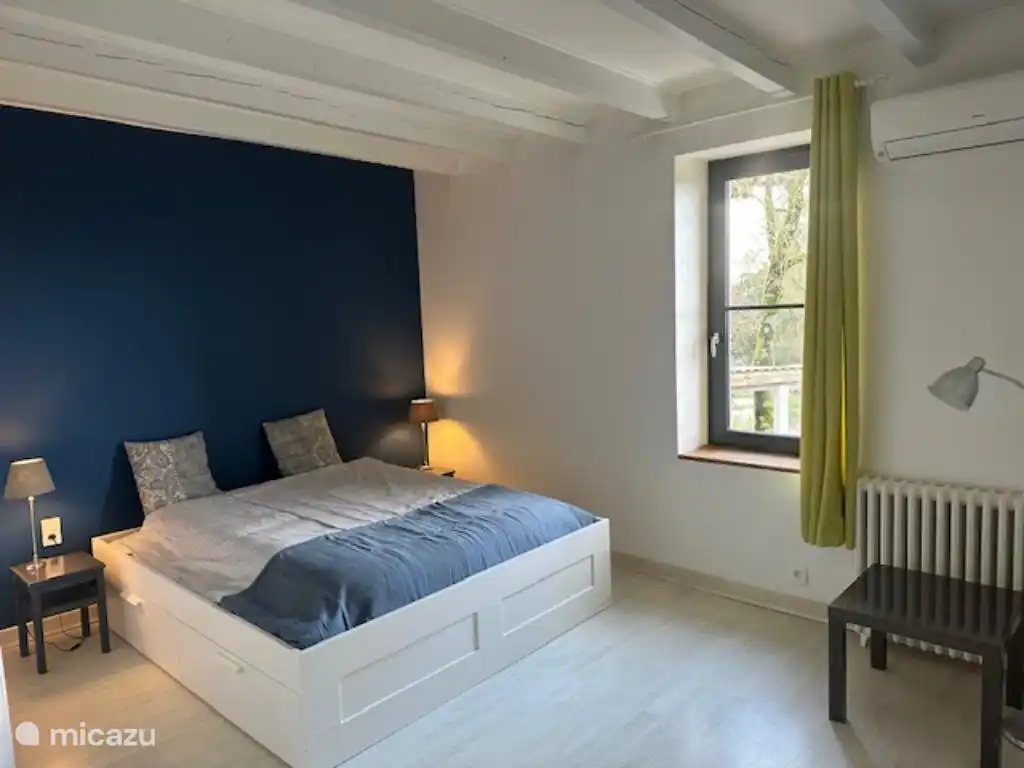 Chambre 2 avec salle de bain