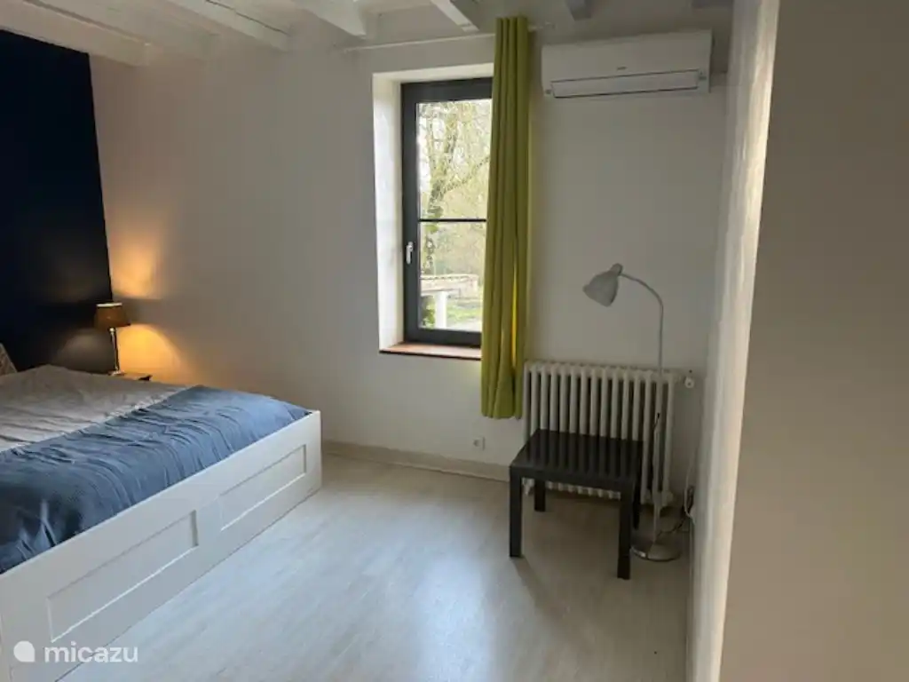 Chambre 2 avec salle de bain