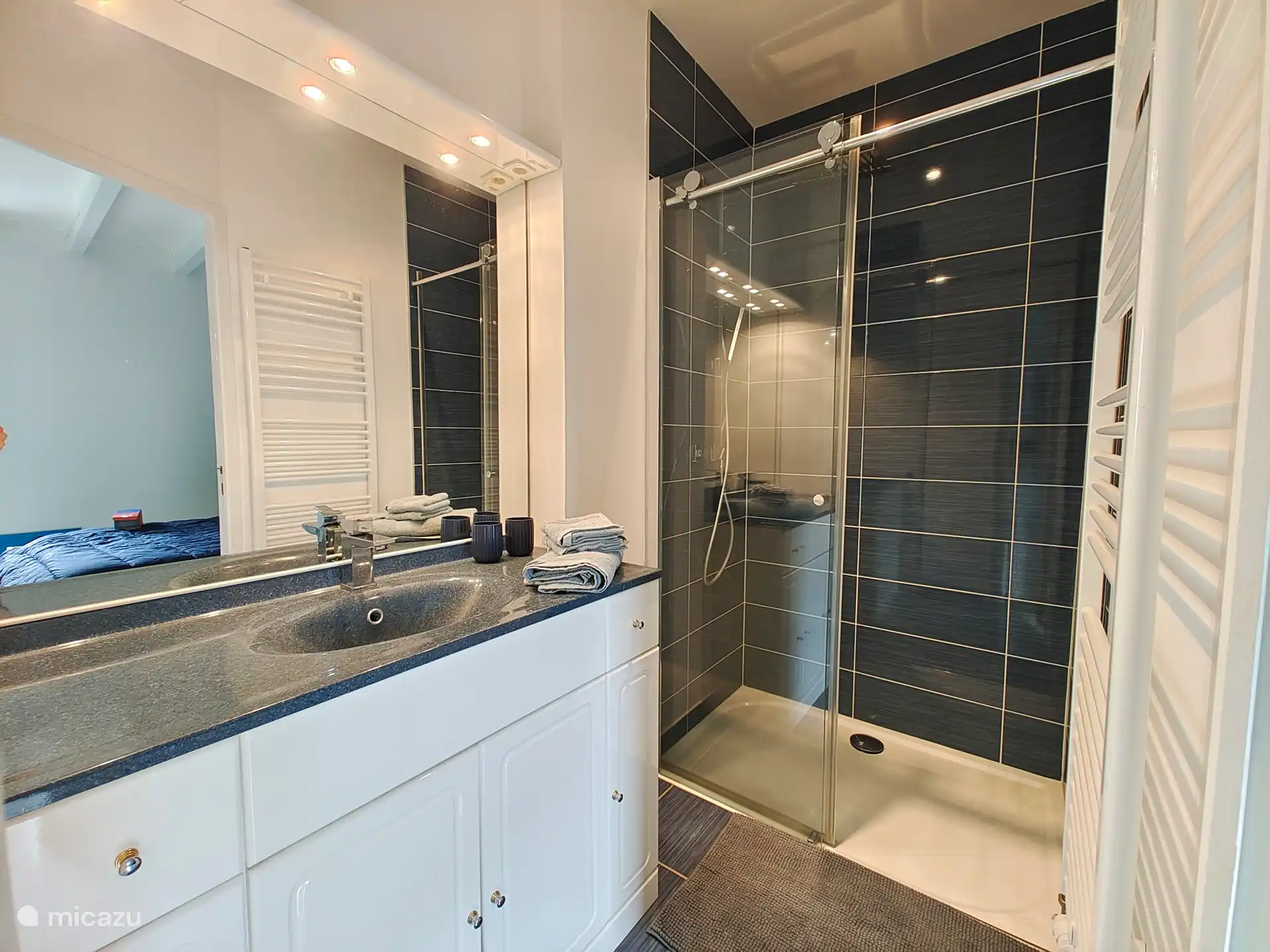 Salle de bain chambre 2