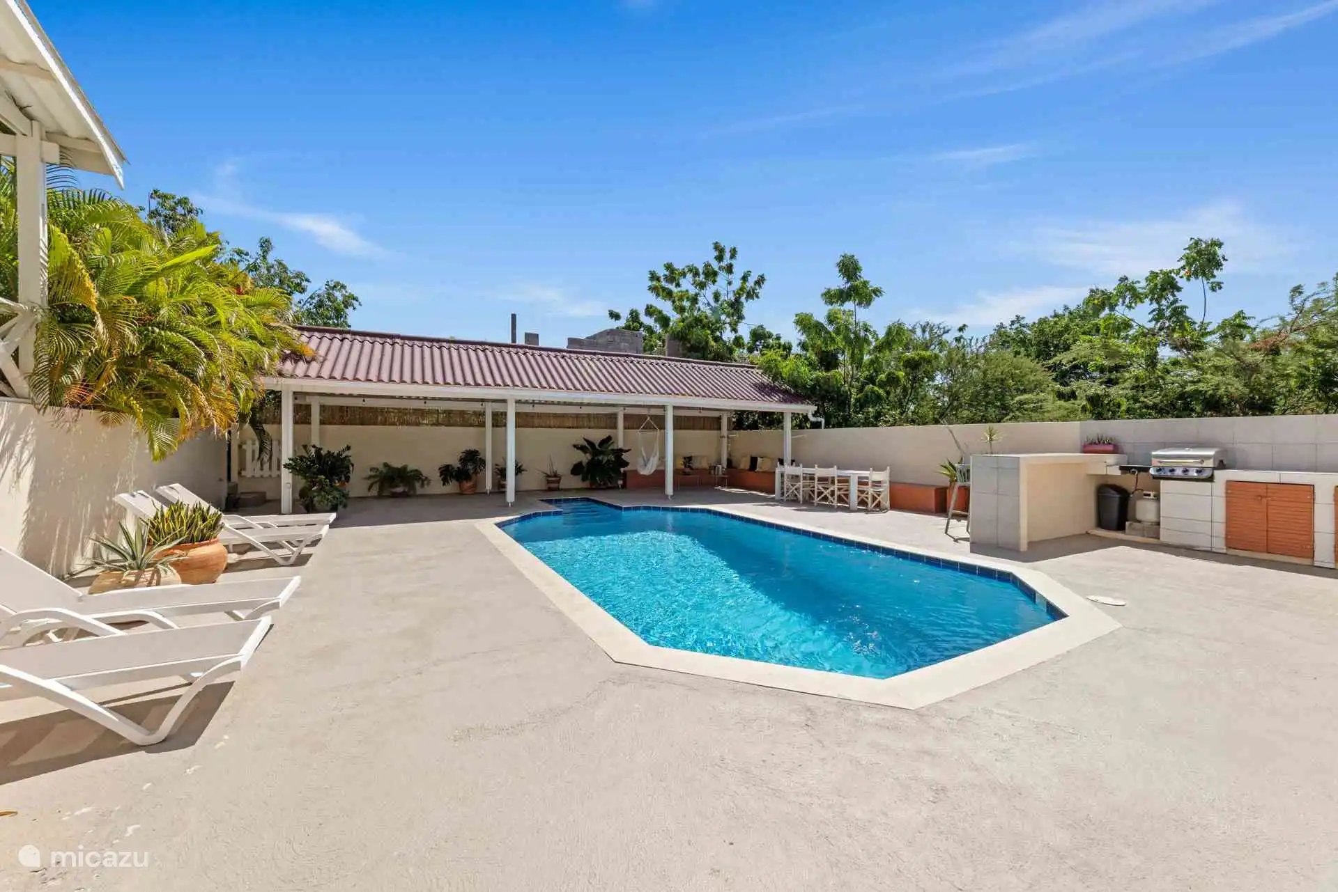 Gemeenschappelijk zwembad