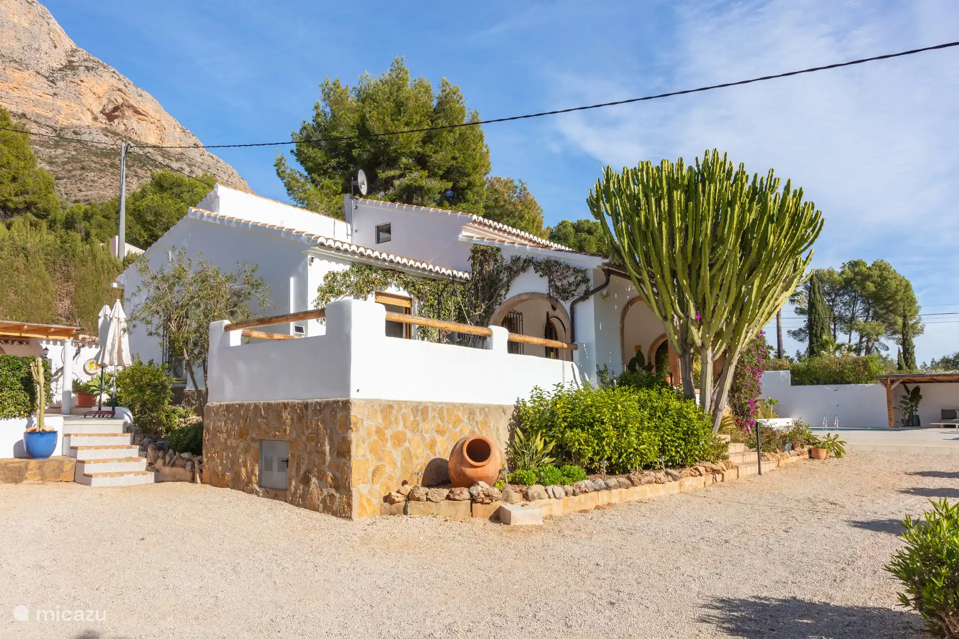 Uitzicht op de villa