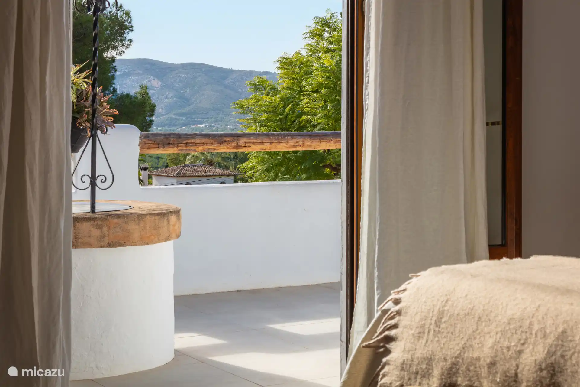 Uitzicht vanuit de tweede slaapkamer