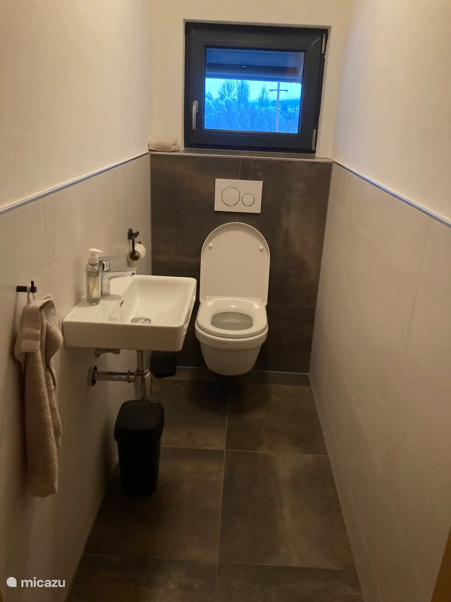 aparte toilet 2e verdieping