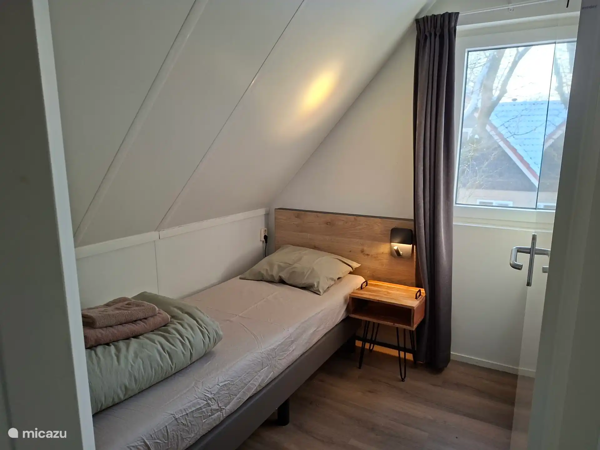4x a 1-person room