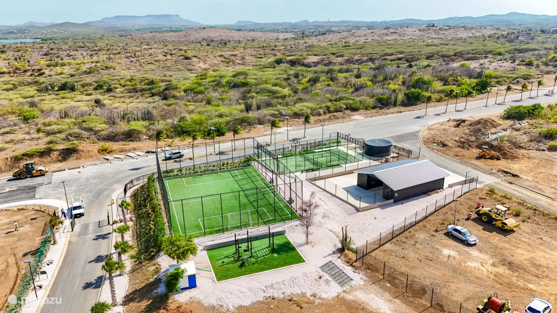 Padel, fútbol americano y gimnasio al aire libre.