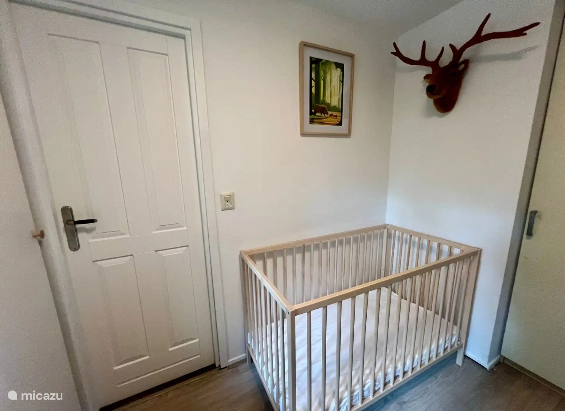 Schlafzimmer 2 mit Feldbett