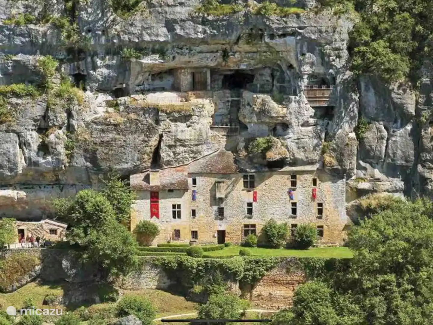 La casa fortificada de Reignac