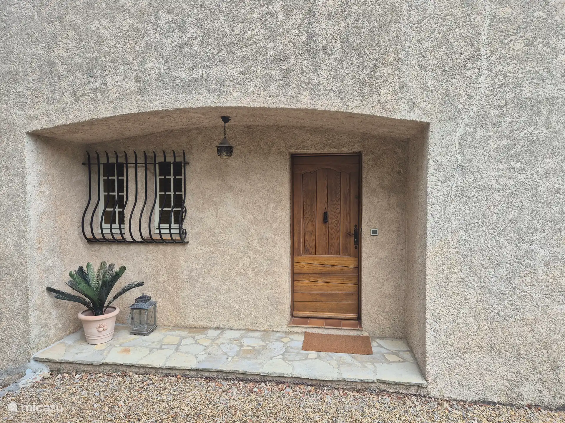 Entrée principale Villa Jolie