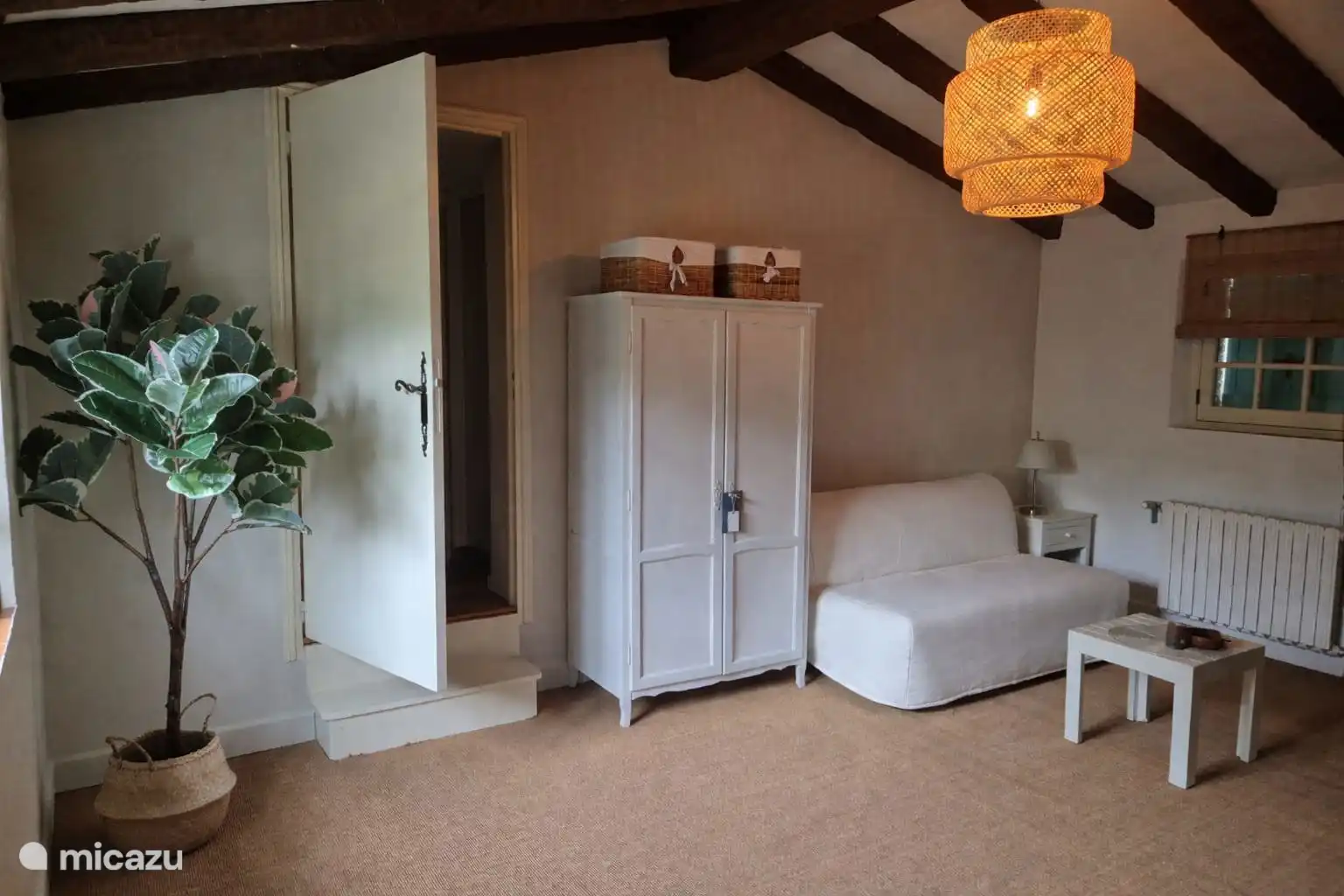 Mezzanine avec canapé-lit